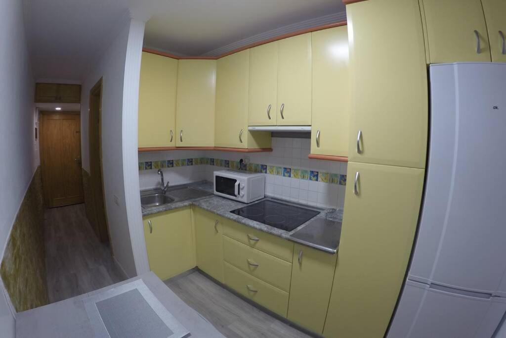 Studio Apartment La Lajilla Located At Beachfront Arguineguin المظهر الخارجي الصورة